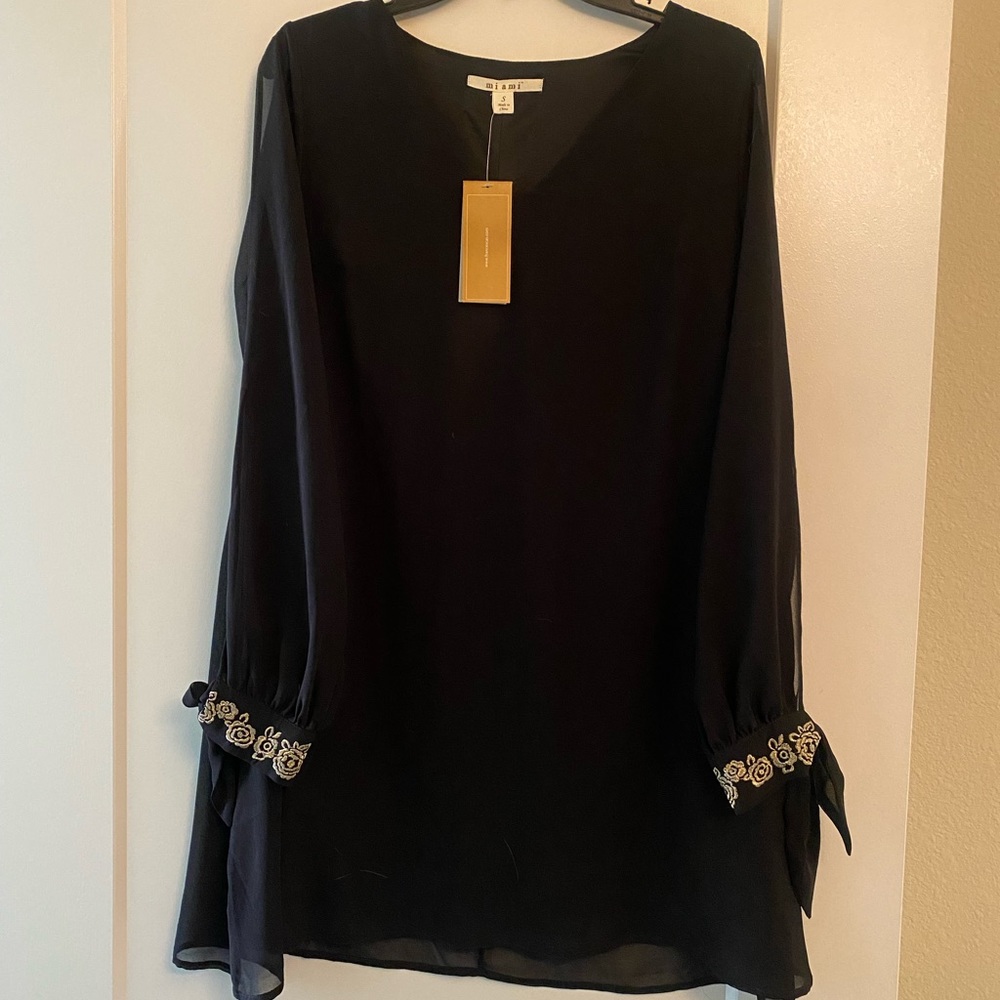 Francesca’s‎ Shift Dress